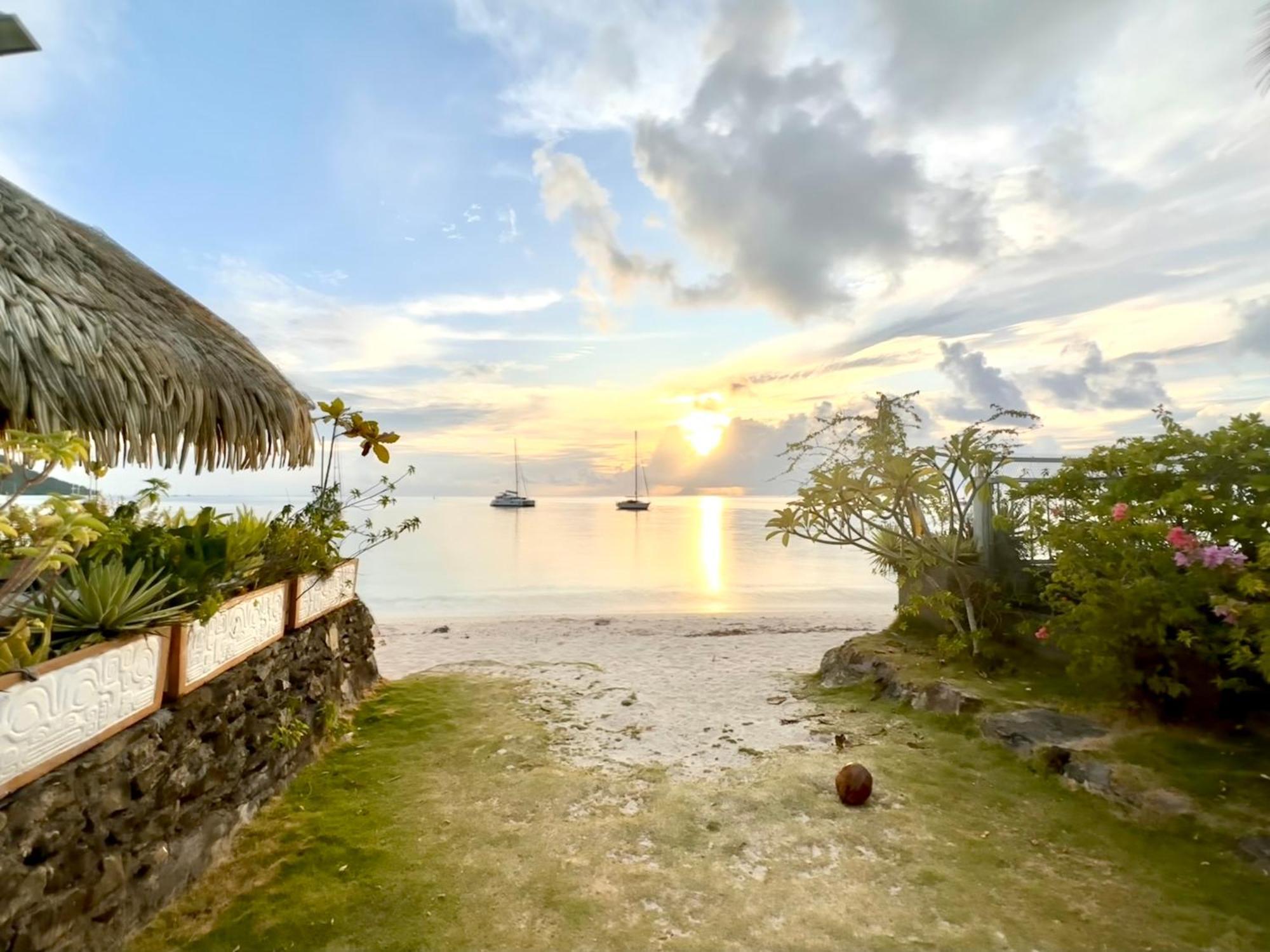 Meri Lodge Huahine Фар Экстерьер фото